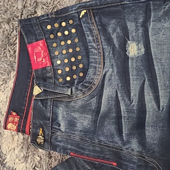 Jeans - Picture 2 of 4